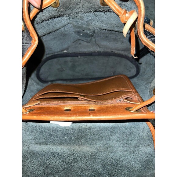 Vintage 90s Dooney & And Bourke Canyon Backpack/Tan Bag Pebble Leather USA Black - Picture 16 of 16
